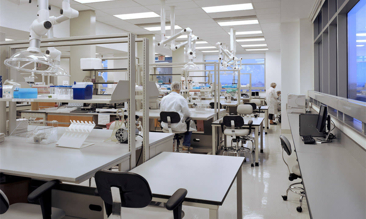 广州优骏精密工业三十万级净化车间